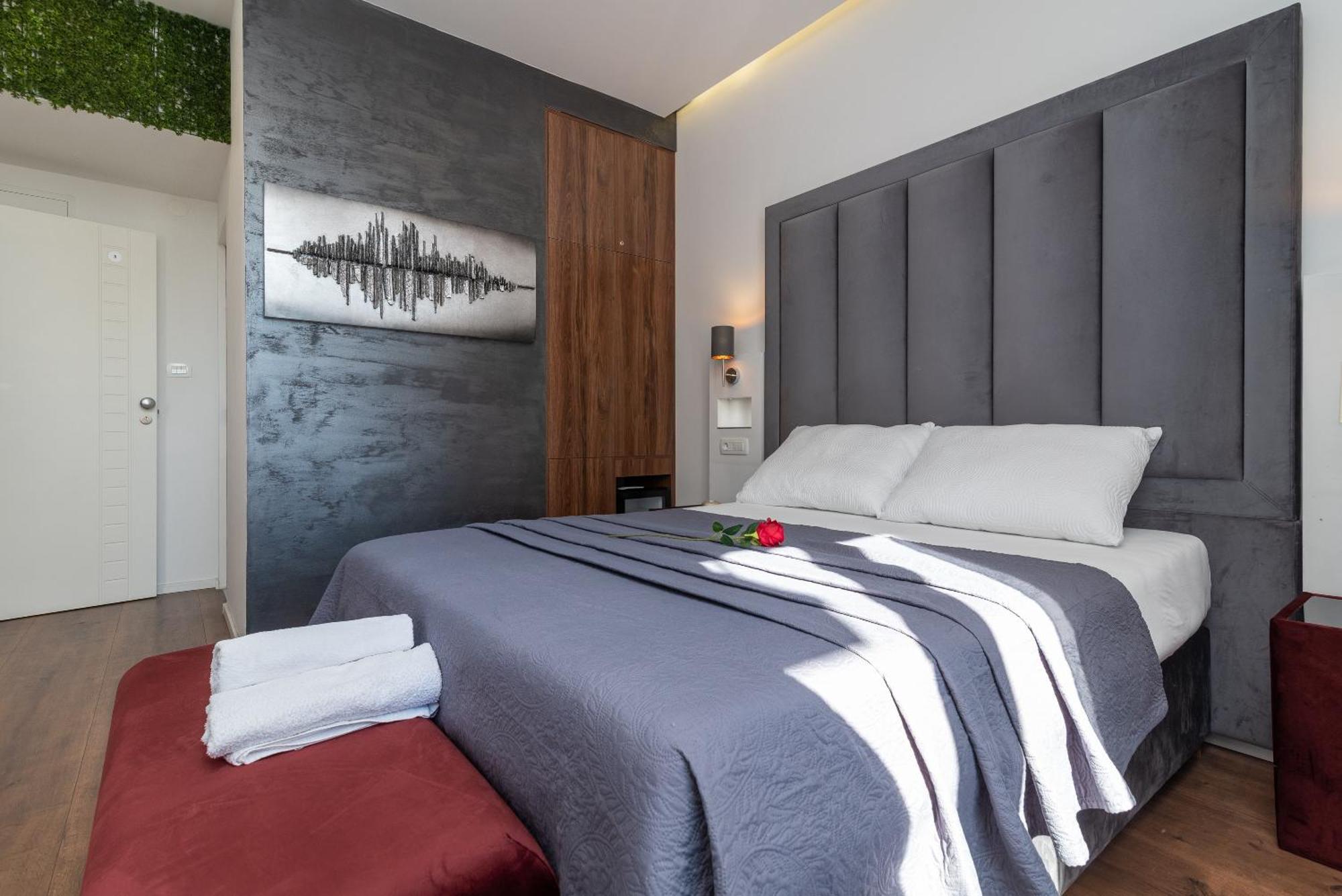 Antares Luxury Rooms 2 Split Exterior foto