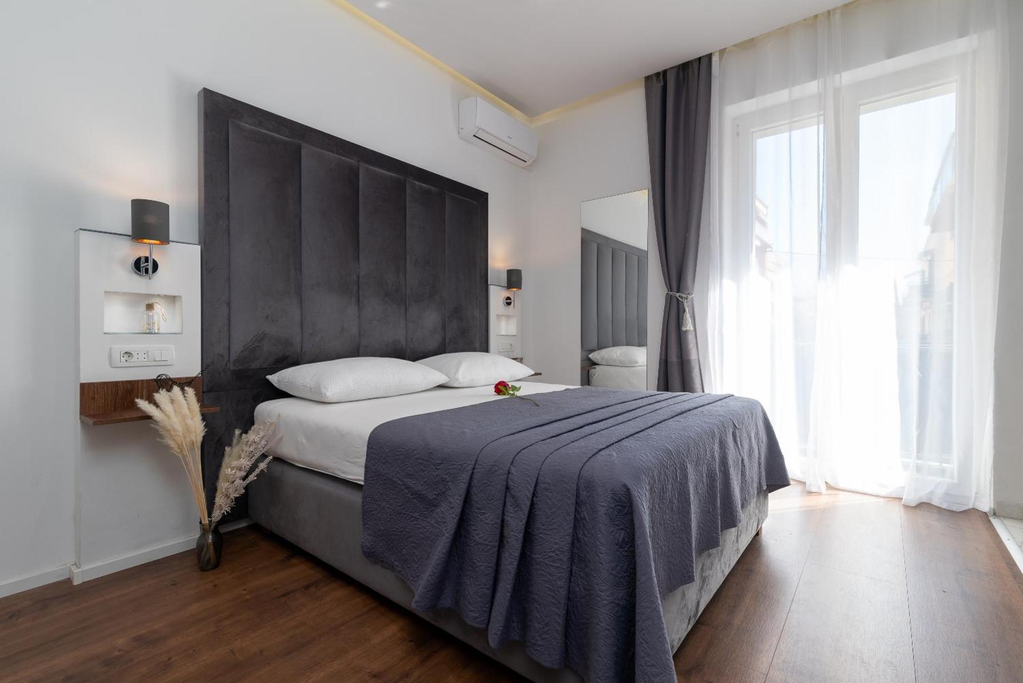 Antares Luxury Rooms 2 Split Exterior foto